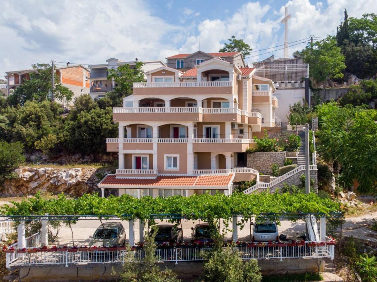 Apartments Bona Neum Eksteriør bilde